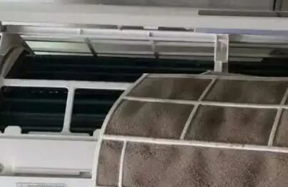 清洗空調(diào)的過濾網(wǎng)時，要注意什么呢？